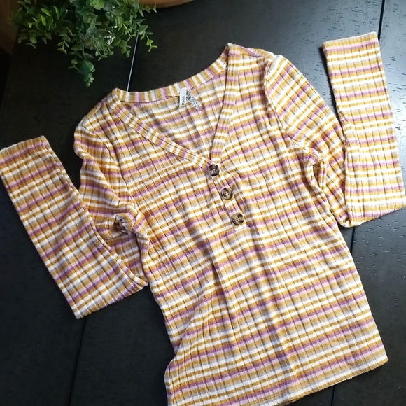 Women's Skirt Outfit S,M - Picture 2 of 3